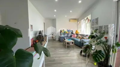 Flat in Santa Coloma de Gramenet photo 4