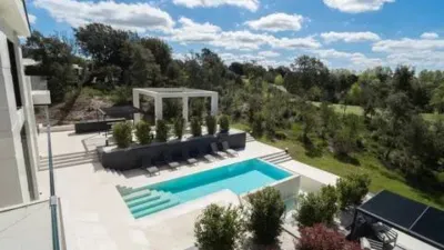 Chalet en alquiler en Caldes de Malavella, Caldes de Malavella de 25.000 €<span>/mes</span>