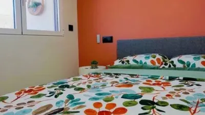Apartment on Carrer Saint Tropez photo 29