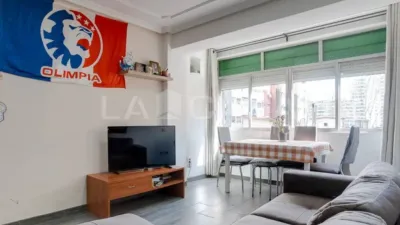 Apartment in La Verneda-La Pau photo 3