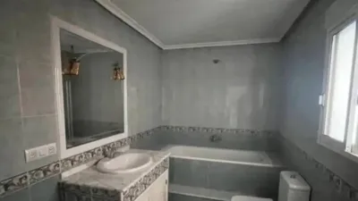 Chalet in Mancha Real photo 8