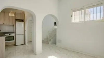 Chalet on Calle del Azahar photo 5