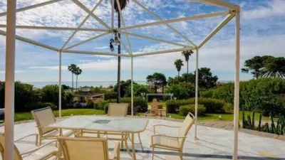 Chalet on Calle de la Luz photo 3