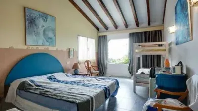 Chalet on Calle de la Luz photo 5