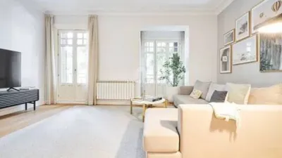 Piso en alquiler en Trafalgar - Imagen 2