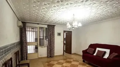 Chalet in Mancha Real photo 3