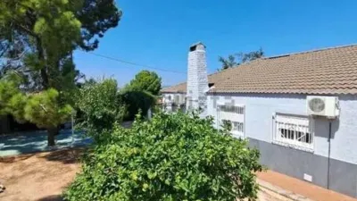 Chalet in Chiva photo 11