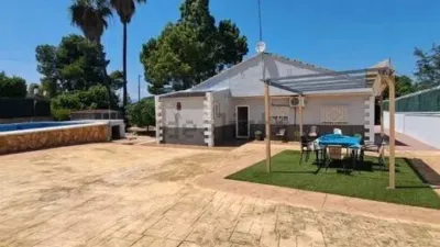 Chalet in Chiva photo 2