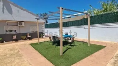 Chalet in Chiva photo 4
