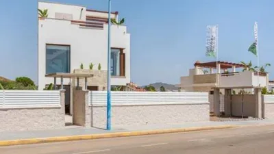 Chalet en venta en Calle Islas Canarias, Cala Marqués (Vera) de 459.000 €