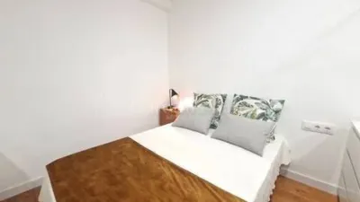 Piso en alquiler en El Raval - Imagen 7