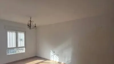 Chalet in Mancha Real photo 3