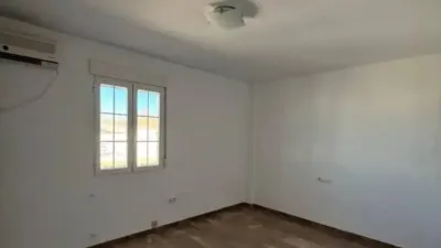 Chalet in Mancha Real photo 11