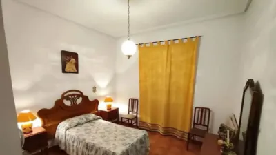 Chalet in Mancha Real photo 11