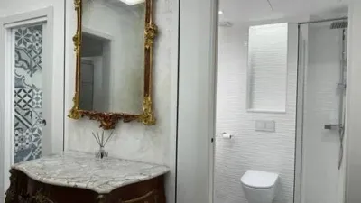 Piso en alquiler en Ciutat Vella - Imagen 3