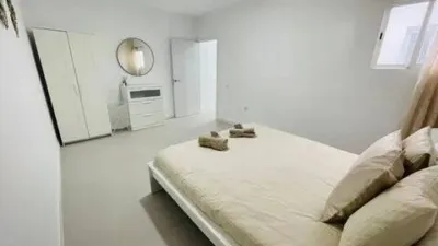 Piso en alquiler en Calle Salinas del Carmen No Number, Antigua de 1.500 €<span>/mes</span>