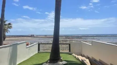 Piso en alquiler en Calle Salinas del Carmen No Number, Antigua de 1.500 €<span>/mes</span>