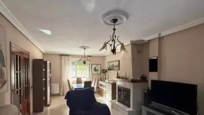 Chalet in Mancha Real photo 6
