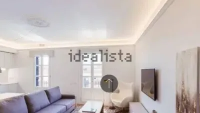 Piso en alquiler en Plaça de la Universitat - Imagen 2