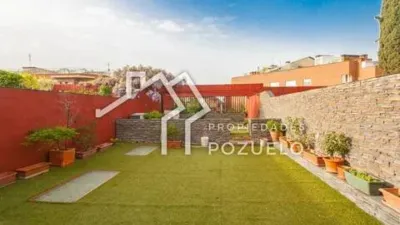 Townhouse in Aravaca photo 2