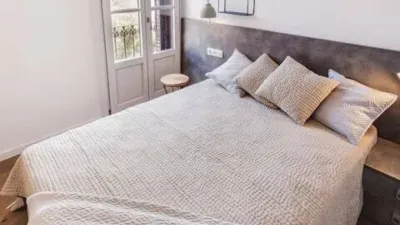 Piso en alquiler en Plaça de la Universitat - Imagen 5