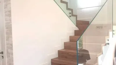 Casa adosada en alquiler en Núcleo, Núcleo (San Roque) de 4.500 €<span>/mes</span>