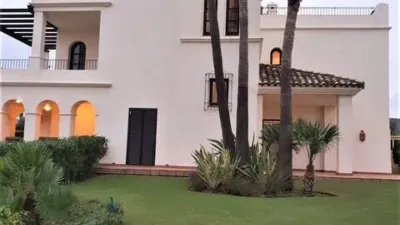 Casa adosada en alquiler en Núcleo, Núcleo (San Roque) de 4.500 €<span>/mes</span>