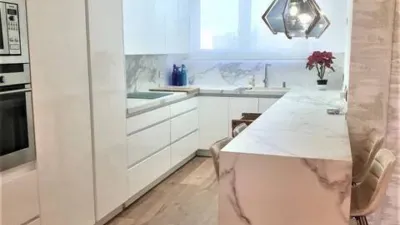 Casa adosada en alquiler en Núcleo, Núcleo (San Roque) de 4.500 €<span>/mes</span>