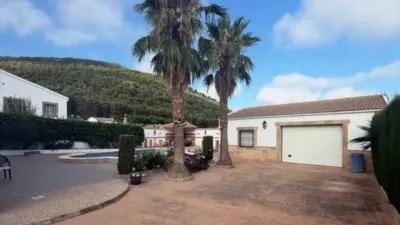Rustic property in Mancha Real photo 3