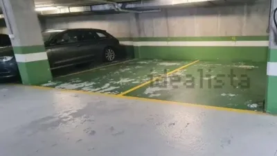 Garaje en venta en Ensanche - Vista 2