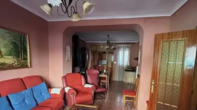 Chalet in Mancha Real photo 2