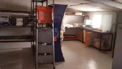 Local comercial en alquiler en Hellín - Vista 3
