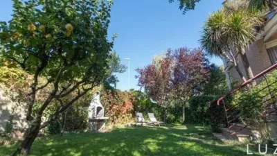 Chalet en venta en Avenida de Madrid, cerca de Calle Villa Natura - Vista 4