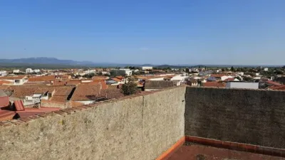 Piso en venta en Calle Nidos, Garrovillas de Alconétar de 18.000 €