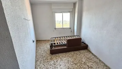 Piso en venta en Calle Nidos, Garrovillas de Alconétar de 18.000 €