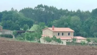 Chalet in A Baixa (Castrofeito) photo 10
