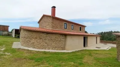 Chalet in A Baixa (Castrofeito) photo 5