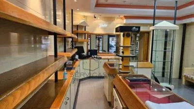 Local comercial en alquiler en Hellín - Vista 2