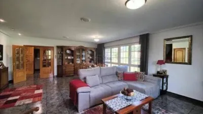 Chalet en venta en Seixalbo-Monte-Ceboliño-Velle, Seixalbo-Monte-Ceboliño-Velle (Ourense Capital) de 600.000 €