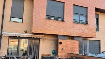 Townhouse in El Crucero-Aquende-San Juan photo 2