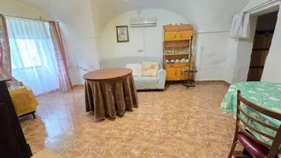 Chalet en venta en Plaza Cura, Garrovillas de Alconétar de 80.000 €