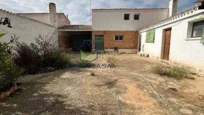 Terraced house in Hellín photo 2