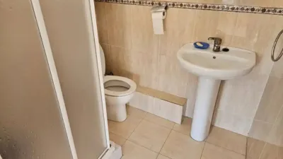 Chalet en venta en Calle Doctor Luis Carrasco, 6, Aliseda de 39.900 €