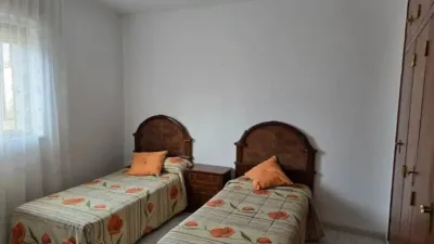 Chalet en venta en Calle Iglesia, Aliseda de 59.900 €