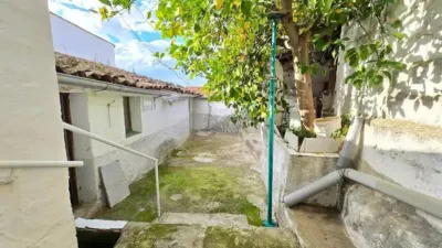 Chalet en venta en Calle Iglesia, Aliseda de 59.900 €