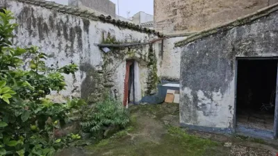 Chalet en venta en Calle Derecha, 3, Brozas de 19.900 €