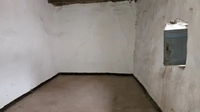 Chalet en venta en Calle Derecha, 3, Brozas de 19.900 €