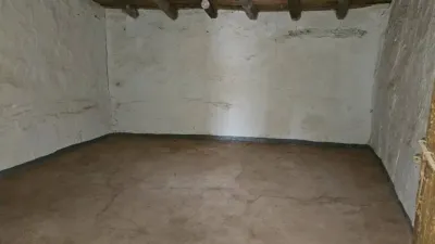 Chalet en venta en Calle Derecha, 3, Brozas de 19.900 €