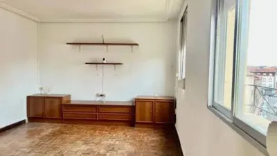 Apartment in Ensanche photo 9