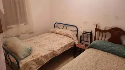 Chalet en venta en Calle Barrio Nuevo, Garrovillas de Alconétar de 25.000 €